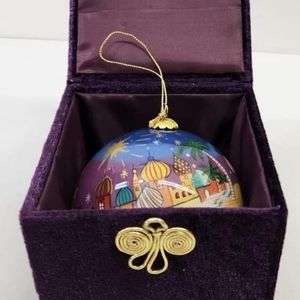 Pier 1 Li Bien Glass Christmas Ornament 2004 Wisemen EUC